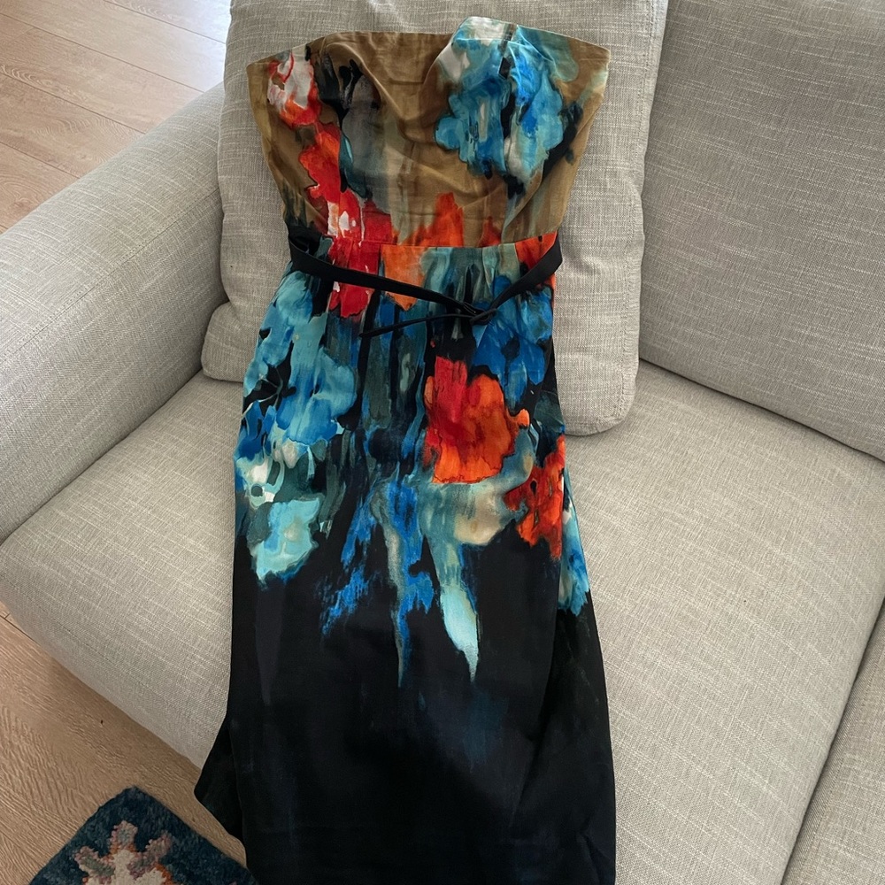 Gorgeous new strapless belted midi cocktail dress. Perfect for New Year’s Eve!